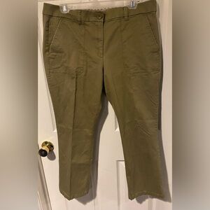 Ann Taylor-LOFT Olive Green Cropped Pants Size 12 EUC